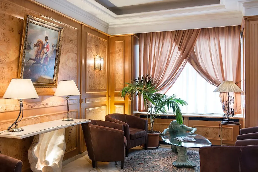 Princesse Caroline Hotel 3*
